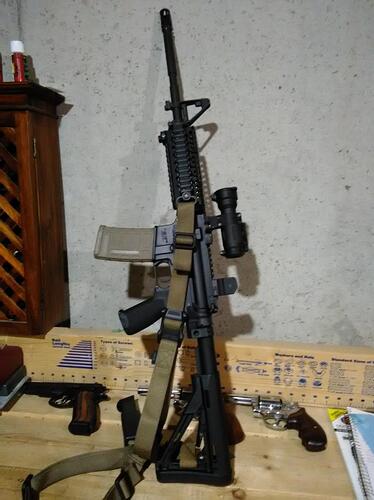 LMT carbine Aimpoint.jpg